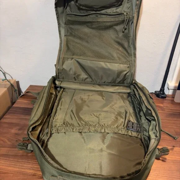 HIGHLAND TACTICAL Foxtrot backpack + Added items Lot - Picture 4 of 14
